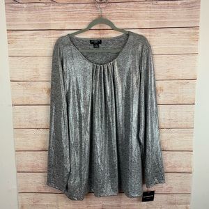 NWT Liz Claiborne Silver Metallic Top
